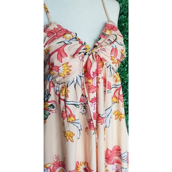 39. J.Crew Keyhole cotton poplin maxi dress in placed floral - Picture 5 of 9